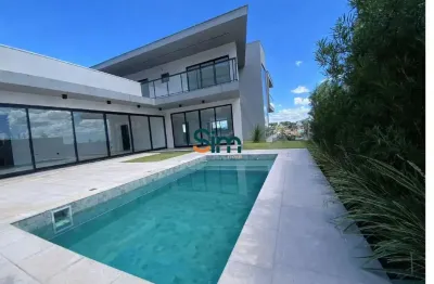 Casa residencial de 488 m² com 3 suítes, piscina e 4 vagas no Jardim Europa, Chapecó