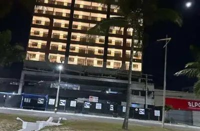 Apartamento tipo studio no armação com 1|4 , 01g e 27m²