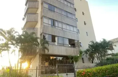 Prédio à venda na Avenida Oceânica, Ondina, Salvador