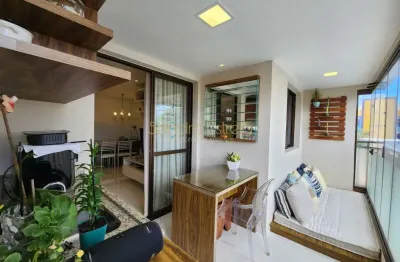 Apartamento à venda na Rua da Gratidão, 232, Piatã, Salvador