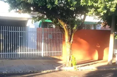 Casa com 4 quartos para alugar na Rua São Domingos, Vila Nossa Senhora Aparecida, São José do Rio Preto