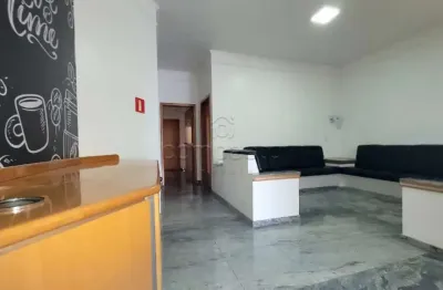 Casa com 2 quartos para alugar na Rua Regente Feijó, Vila Elvira, São José do Rio Preto