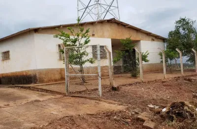 Casa com 2 quartos à venda no Centro, Mendonça 