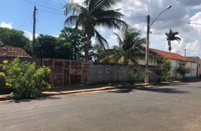 Terreno à venda no Centro, Sales 
