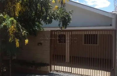 Casa com 4 quartos à venda no Conjunto Habitacional Costa do Sol, São José do Rio Preto 