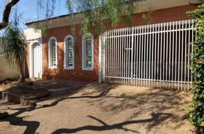 Casa com 3 quartos à venda na Vila São Pedro, São José do Rio Preto 