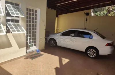 Casa com 3 quartos à venda na Vila Redentora, São José do Rio Preto 