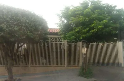 Casa com 3 quartos à venda no Conjunto Habitacional São Deocleciano, São José do Rio Preto 