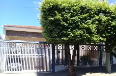 Casa com 3 quartos à venda no Parque Residencial Dom Lafaiete Libânio, São José do Rio Preto 