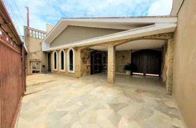 Casa com 3 quartos à venda na Vila Ercília, São José do Rio Preto 