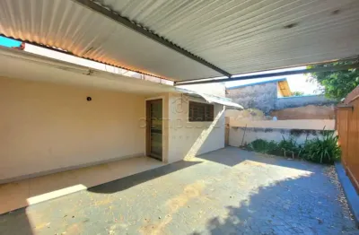 Casa com 3 quartos para alugar na Rua Bolívia, Jardim América, São José do Rio Preto