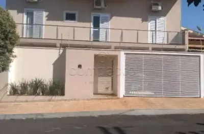 Casa com 3 quartos para alugar na Rua Conde Genésio, Jardim Conceição, São José do Rio Preto