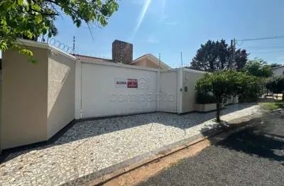 Casa com 4 quartos para alugar na Rua Professor Nelson Ibrahim Bento Lutaif, Jardim Tarraf, São José do Rio Preto