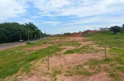 Terreno à venda no Centro, Nova Granada 