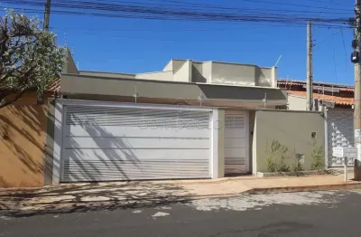 Casa com 3 quartos à venda no Residencial Regissol I, Mirassol 