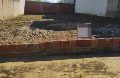 Terreno à venda no Residencial Santa Regina, São José do Rio Preto 