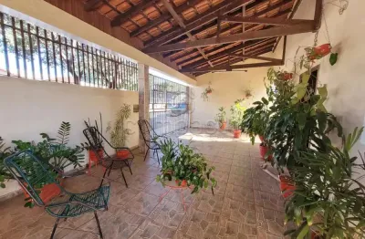 Casa com 3 quartos à venda no Jardim Maria Lúcia, São José do Rio Preto 