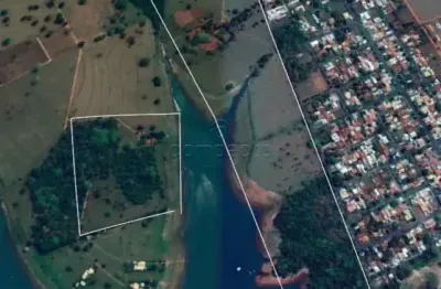 Terreno comercial à venda no Centro, Fronteira 