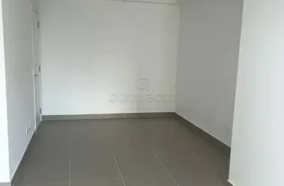 Apartamento com 3 quartos para alugar na Rua Antônio Olímpio, Vila Sinibaldi, São José do Rio Preto