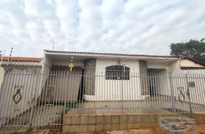 Casa à venda no bosque da felicidade com 3 quartos 2 vagas de garagem, próximo ao zoológico