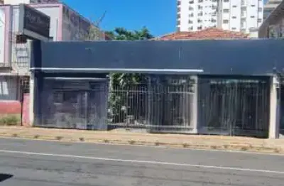 Casa comercial para alugar na Rua Tiradentes, Centro, São José do Rio Preto
