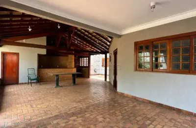 Casa comercial para alugar na Rua Orlando Vescovi, Universitário, São José do Rio Preto