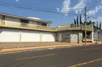 Casa residencial/comercial com 3 andares e 9 quartos para alugar - zona sul