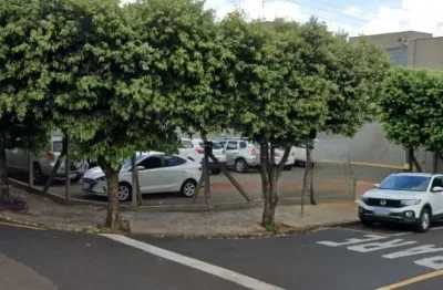 Terreno à venda no bairro boa vista com 242m² de área total.