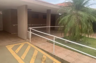 Casa comercial no centro da cidade com 308,59m² para locação - centro