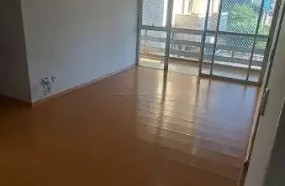 Apartamento à venda com 3 quartos no condomínio dos pássaros