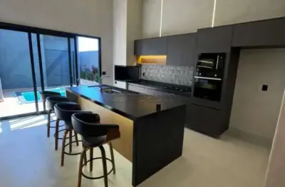 Casa com 3 suítes e piscina à venda - condomínio quinta do lago ii