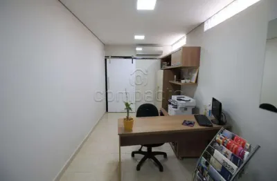 Sala comercial para alugar na Rua Virgílio Dias de Castro, Conjunto Habitacional São Deocleciano, São José do Rio Preto