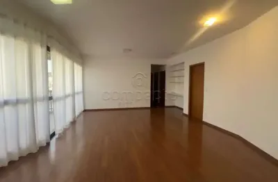 Apartamento com 3 quartos para alugar na Avenida José Munia, Nova Redentora, São José do Rio Preto