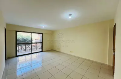 Apartamento com 3 quartos para alugar na Rua Chaim José Elias, Vila Sinibaldi, São José do Rio Preto