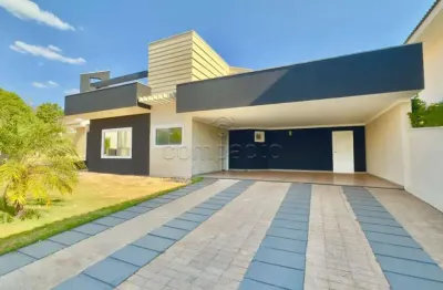 Linda e ampla casa em condomínio fechado com 03 suítes