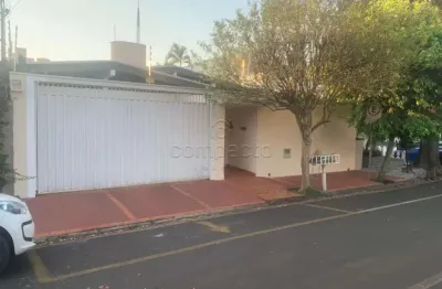 Casa comercial com 9 salas medindo 250m² para alugar - jardim europa