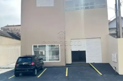 Salão comercial com vitrine e estacionamento - vila maceno
