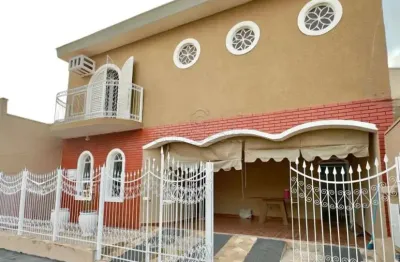 Casa com 4 quartos para alugar na Rua Bait Chelala, Jardim Bordon, São José do Rio Preto