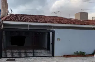Casa com 3 quartos para alugar na Rua Rahme Trad Bechara Hage, Higienópolis, São José do Rio Preto
