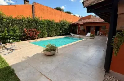 Casa com 3 quartos para alugar na Rua Marechal Deodoro da Fonseca, Vila Santa Cruz, São José do Rio Preto