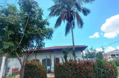 Casa com 3 quartos para alugar na Rua da Primavera, Jardim Santa Catarina, São José do Rio Preto