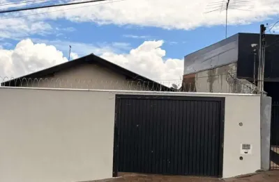 Casa com 3 quartos para alugar na Avenida Mirassolândia, Conjunto Habitacional Costa do Sol, São José do Rio Preto