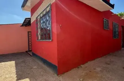 Casa geminada à venda, 2 quartos, 4 vagas, santa cecília - esmeraldas/mg