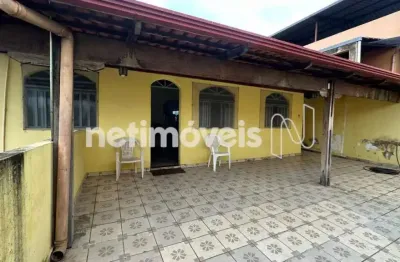 Casa com 3 quartos à venda no Petrolândia, Contagem 