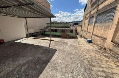 Casa com 5 quartos à venda no Petrolândia, Contagem 