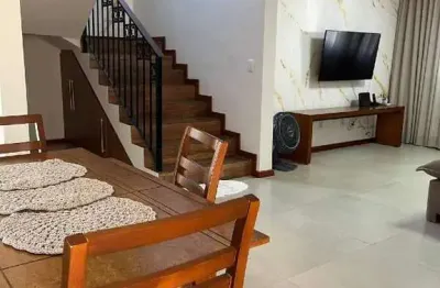 Casa com 4 quartos à venda no Camilo Alves, Contagem 