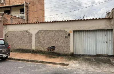 Casa com 2 quartos à venda na Sapucaia II, Contagem 