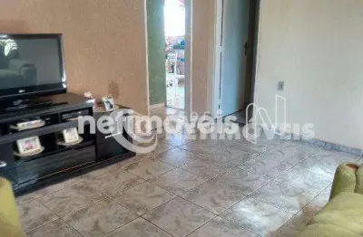 Casa com 2 quartos à venda na Rua Topázio, Sapucaia II, Contagem