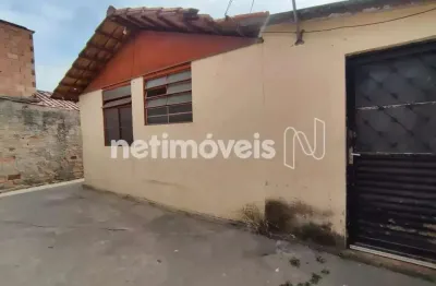 Casa com 3 quartos à venda na Rua C, Campo Alto, Contagem