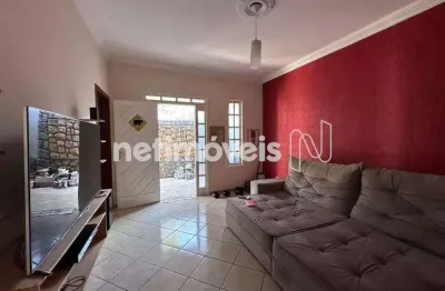Casa com 2 quartos à venda no Fonte Grande, Contagem 